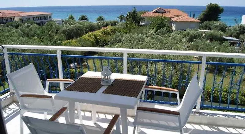 Faros Apartments بوسيدي اليونان
