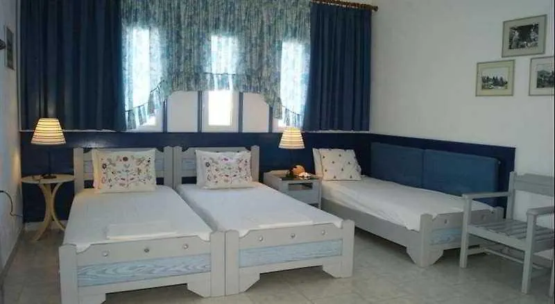 Faros Apartments بوسيدي