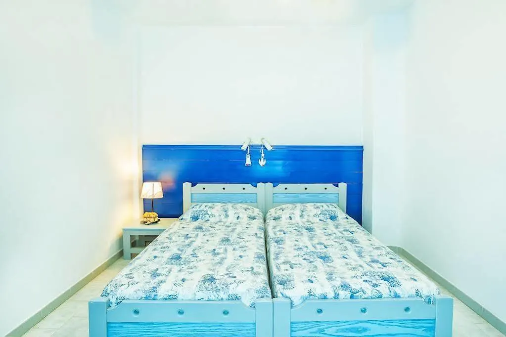 Faros Apartments بوسيدي اليونان